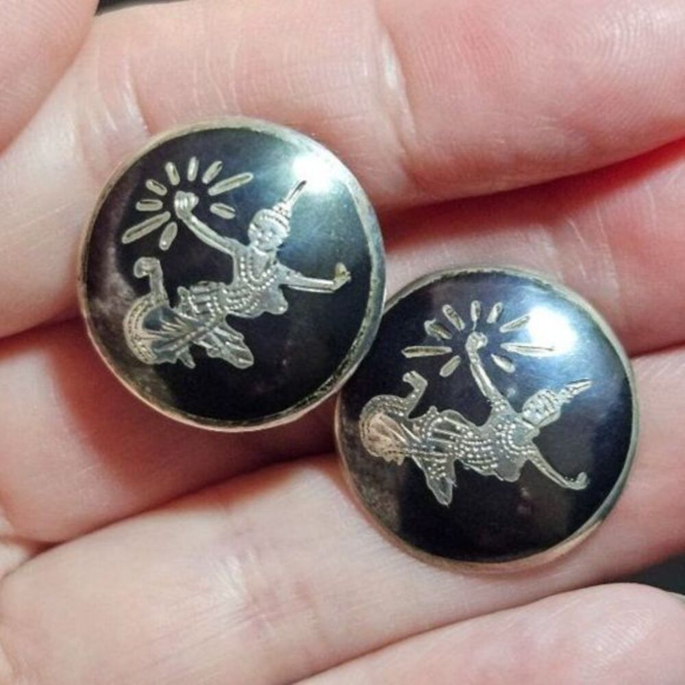 Siam vintage sterling silver screw back clip on earrings